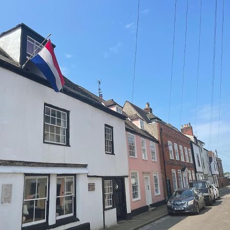 The Swan Inn Harwich Exterior foto