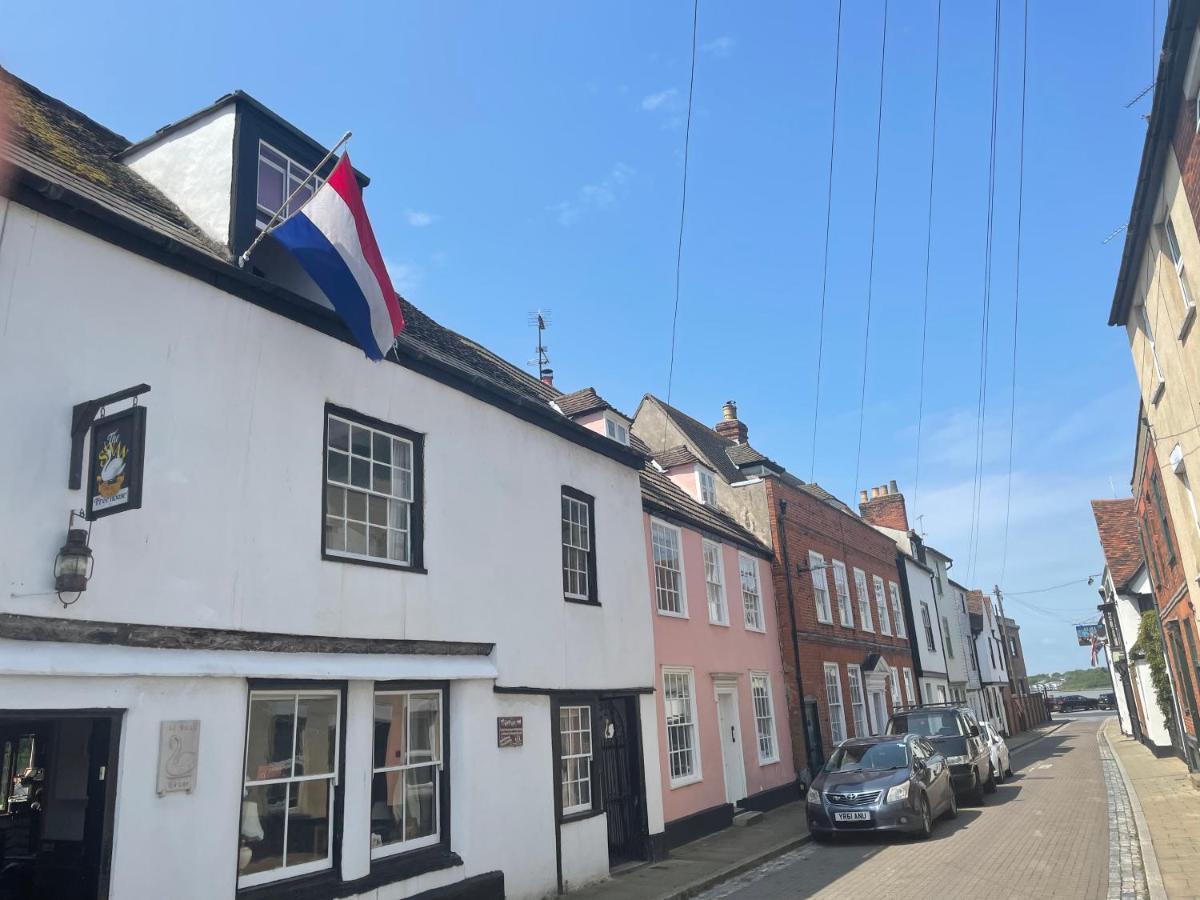 The Swan Inn Harwich Exterior foto
